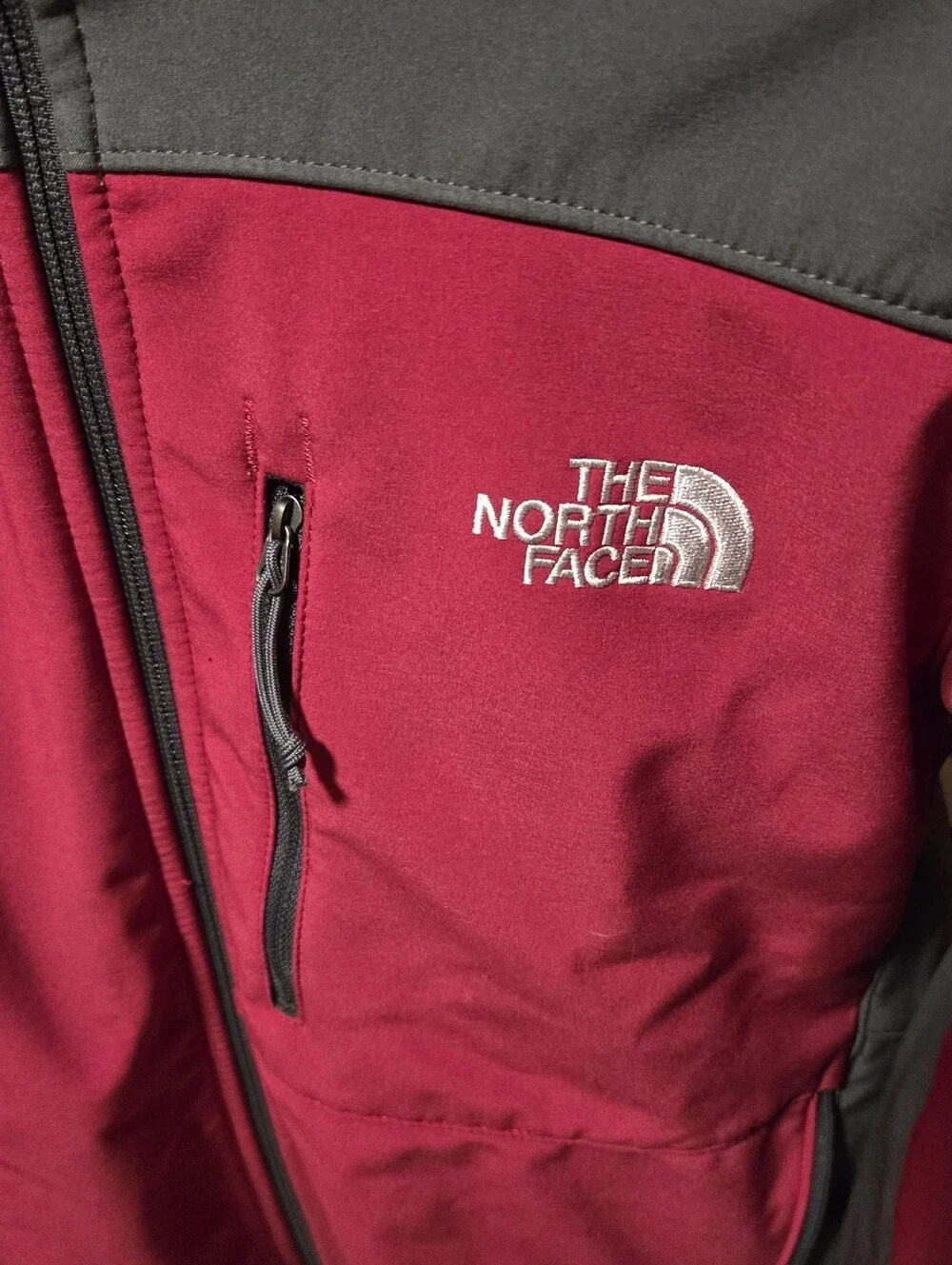 The North Face Mens Apex Bionic Softshell Jacket Red & Gray Size Large